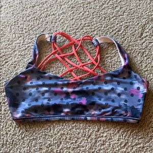 Lululemon sports bra